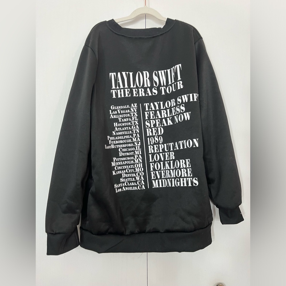 TAYLOR SWIFT BUNDLE